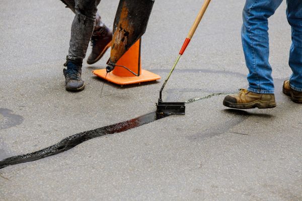 Parking Lot Crack Sealing in Lebanon